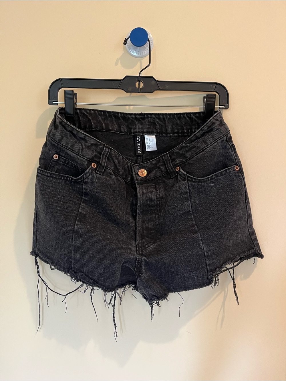 H&M Black Frayed High-Waist Denim Shorts